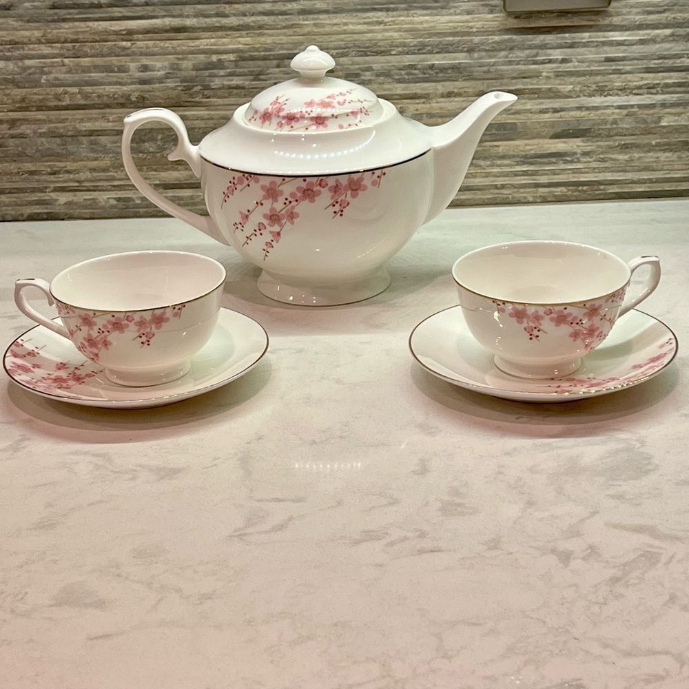 Teavana Sakura Cherry Blossom Holly Bone China 24 KT Filigree Tea Kettle 43 oz - Picture 10 of 16